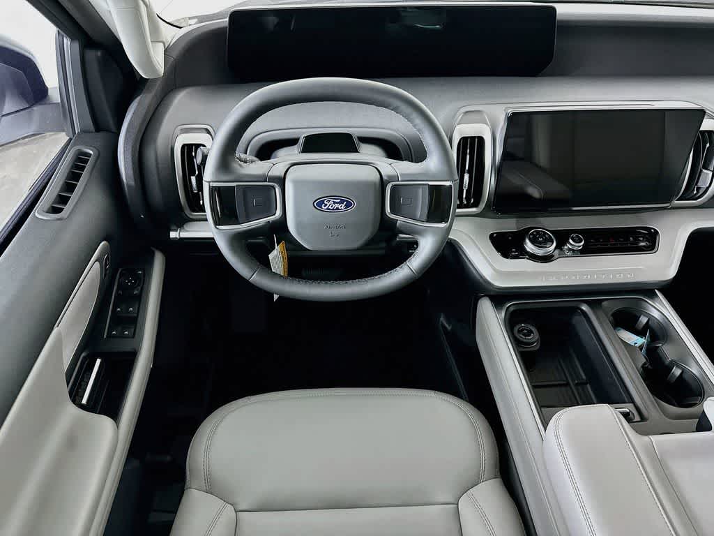 Ford Expedition Max Active 2027