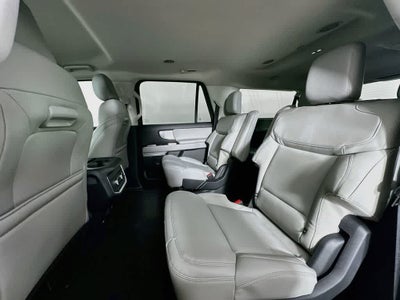 Ford Expedition Max Active 2027