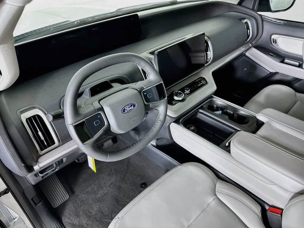 Ford Expedition Max Active 2027