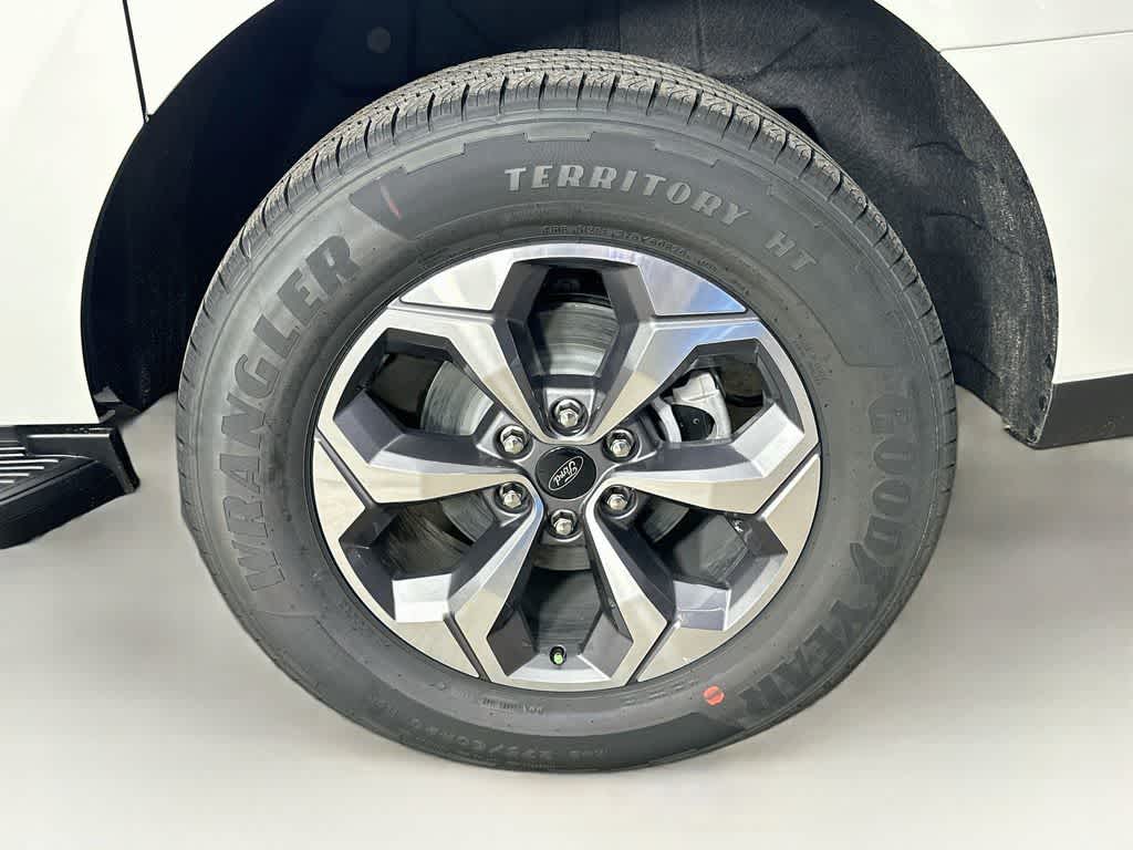 Ford Expedition Max Active 2027