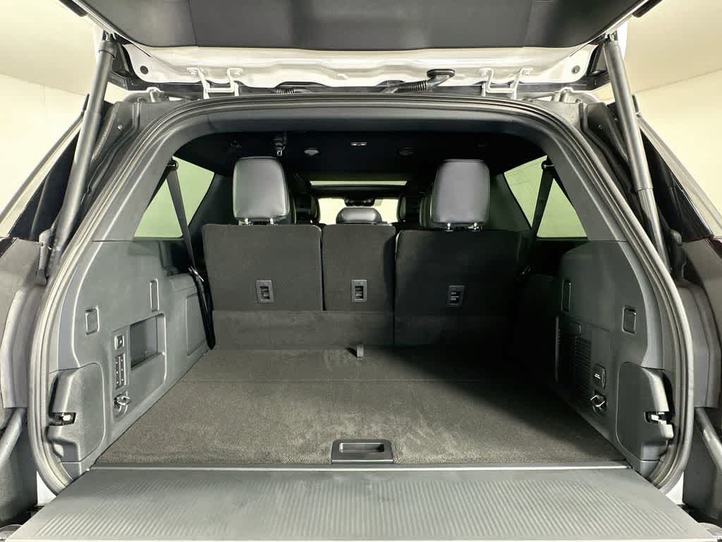 Ford Expedition Max Platinum 2027