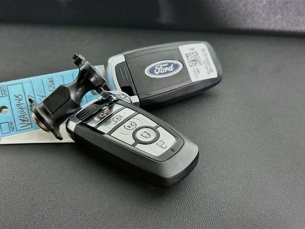Ford Expedition Max Platinum 2027
