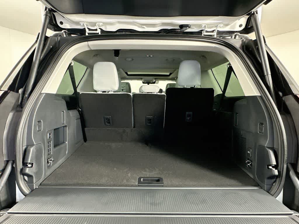 Ford Expedition Max Platinum 2027