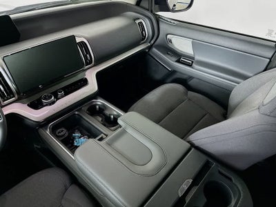 2026 Ford Expedition Activo