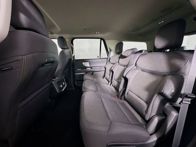 2026 Ford Expedition Activo