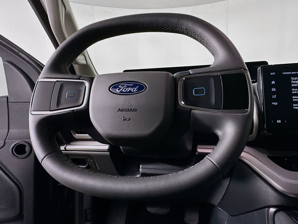 2026 Ford Expedition Activo