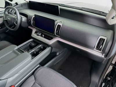 2026 Ford Expedition Activo