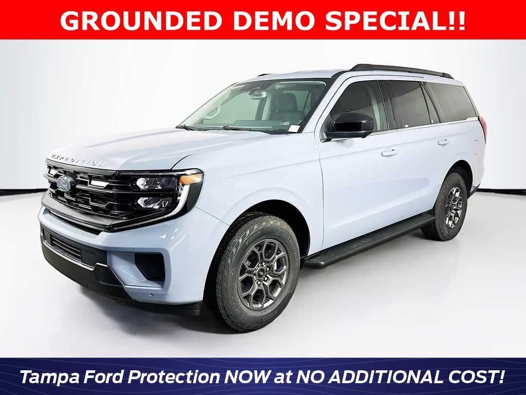 2026 Ford Expedition Activo