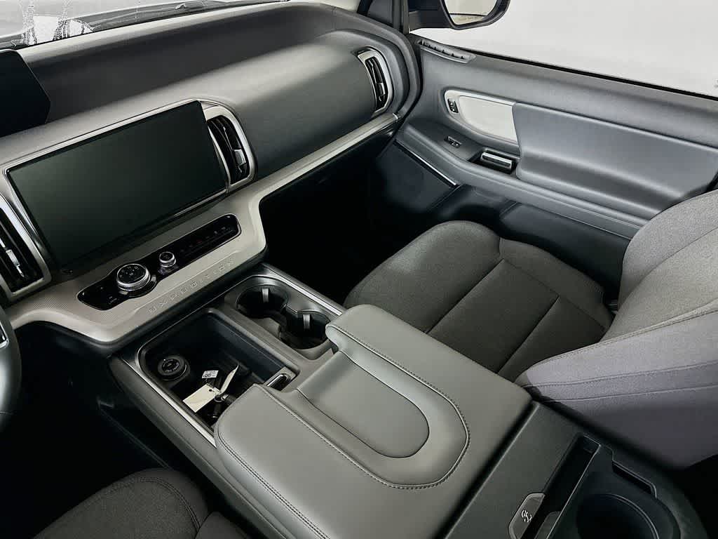 2026 Ford Expedition Activo