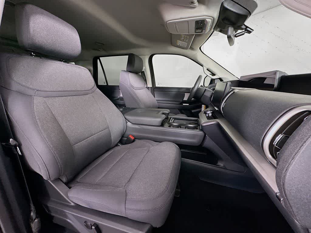 2026 Ford Expedition Activo