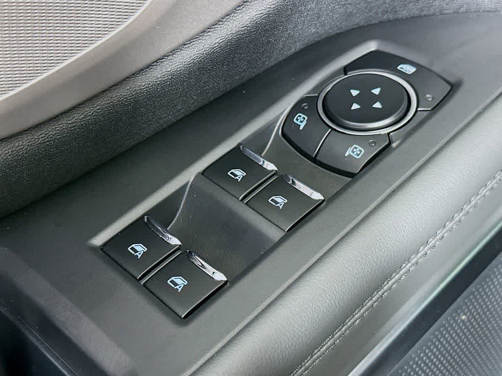 2026 Ford Expedition Activo