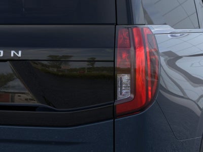 2025 Ford Expedition Activo