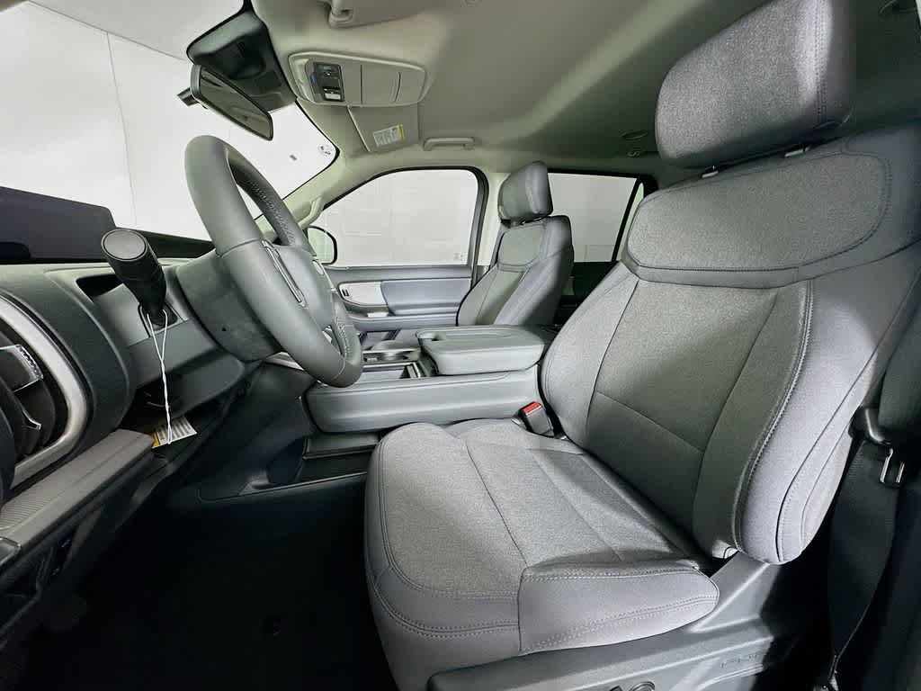 2026 Ford Expedition Activo