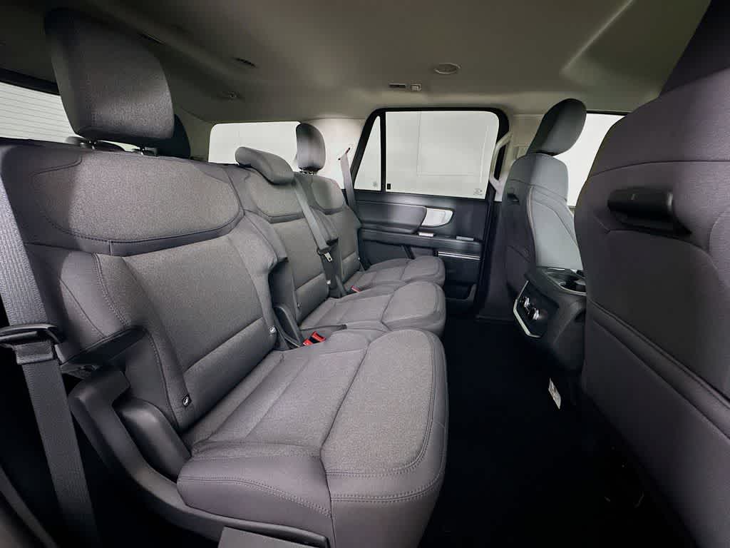 2026 Ford Expedition Activo