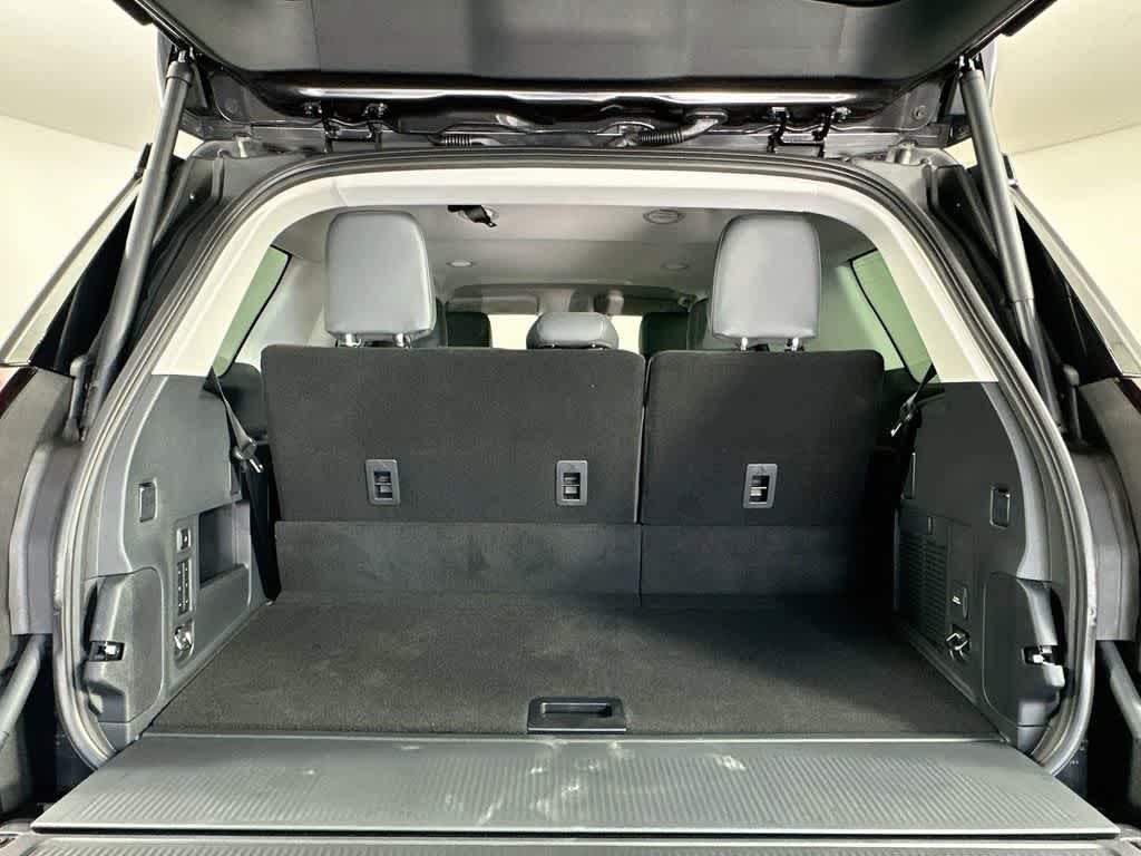 Ford Expedition Active 2027