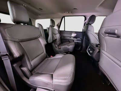 Ford Expedition Active 2027