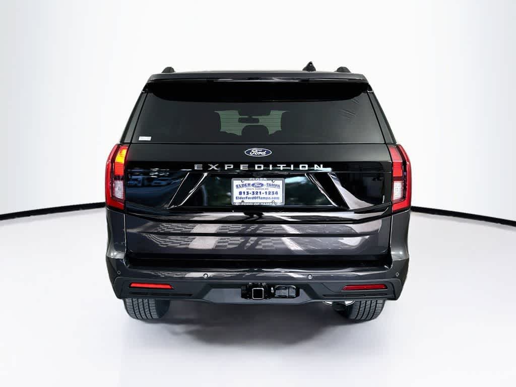 Ford Expedition Active 2027
