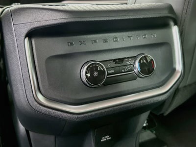 Ford Expedition Active 2027