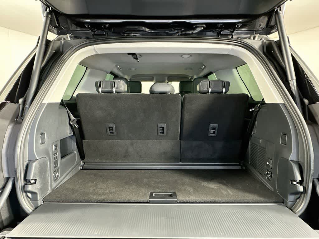 Ford Expedition Active 2027