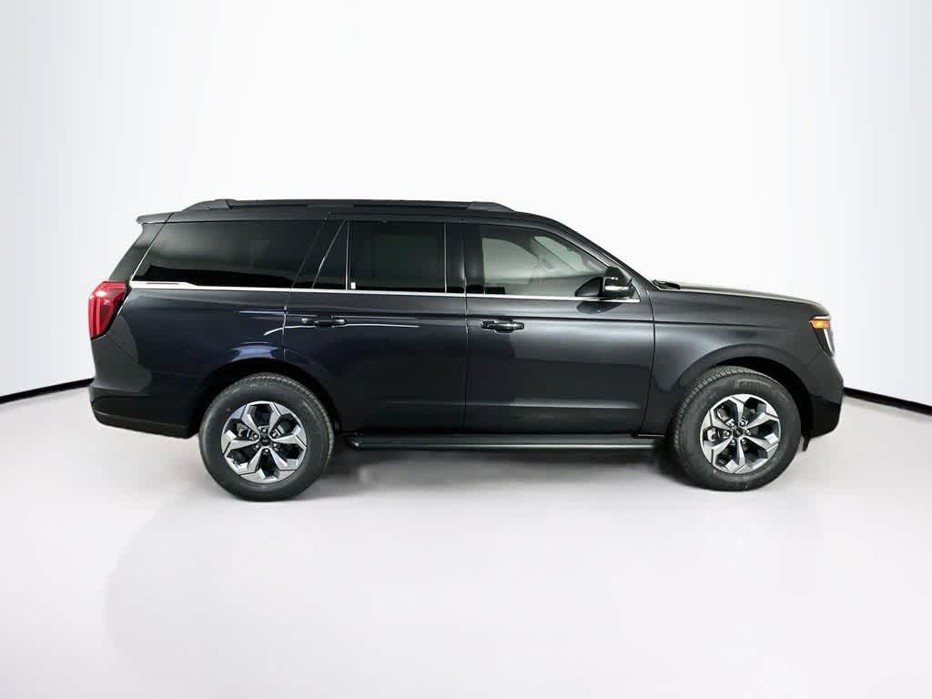 Ford Expedition Active 2027