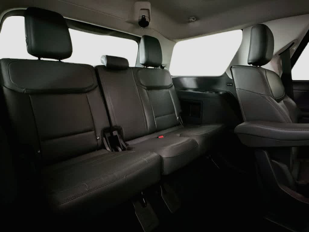 Ford Expedition Active 2027