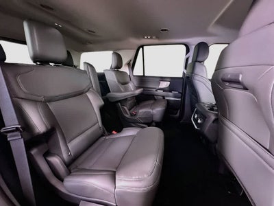 Ford Expedition Active 2027