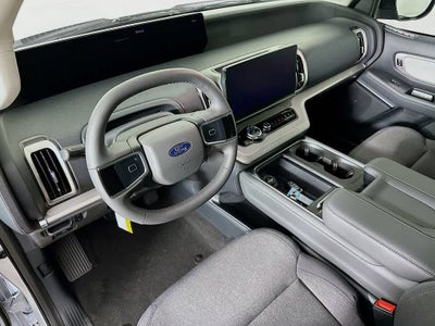 2026 Ford Expedition Activo