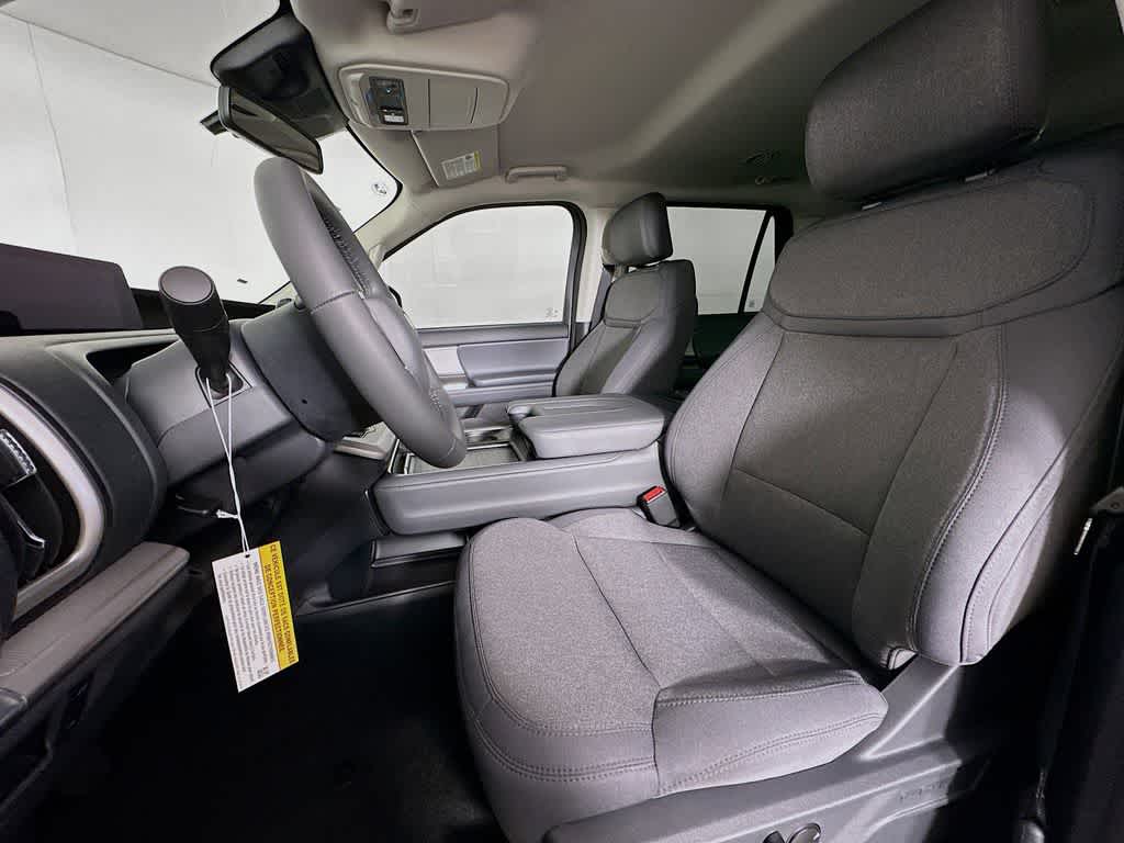 2026 Ford Expedition Activo