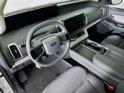 2026 Ford Expedition Activo