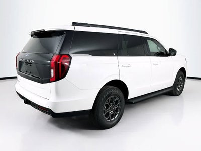 2026 Ford Expedition Activo