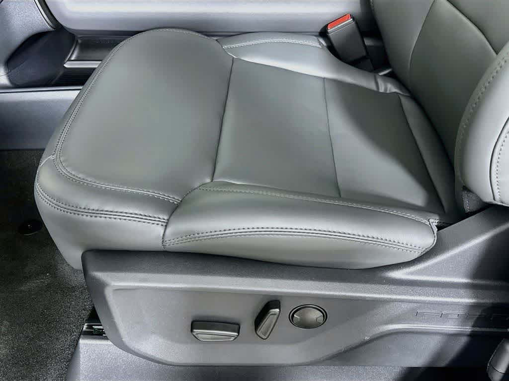 Ford Expedition Active 2027