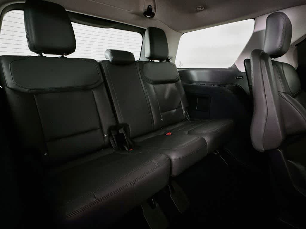 Ford Expedition Active 2027