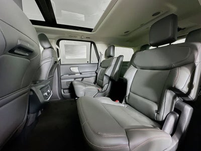 2025 Ford Expedition Activo