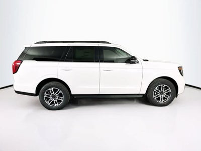 2025 Ford Expedition Activo