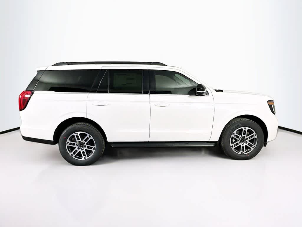 2025 Ford Expedition Activo