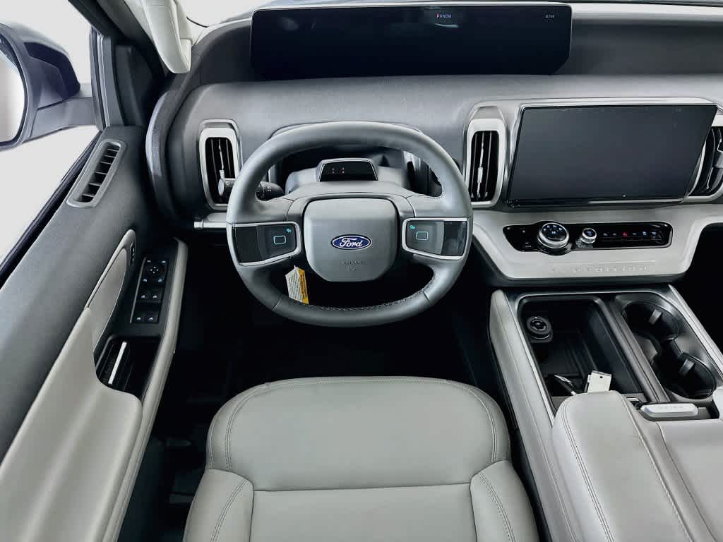 Ford Expedition Active 2027