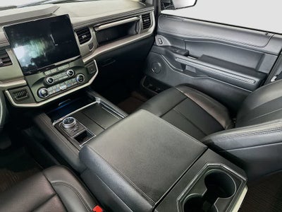 Ford Expedition XLT 2023