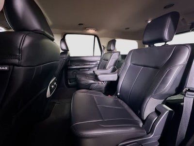 Ford Expedition XLT 2023