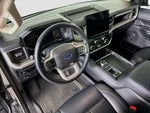 Ford Expedition XLT 2023