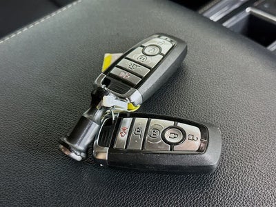 Ford Expedition XLT 2023