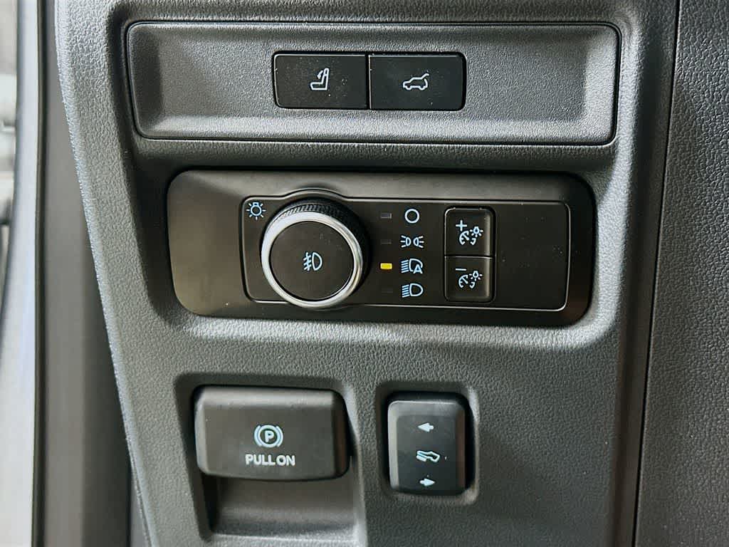 Ford Expedition XLT 2023