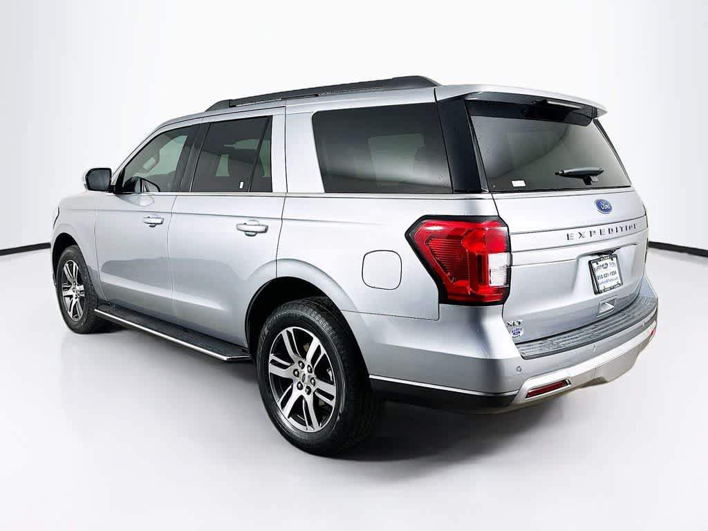 Ford Expedition XLT 2023