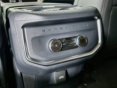 Ford Expedition Active 2027
