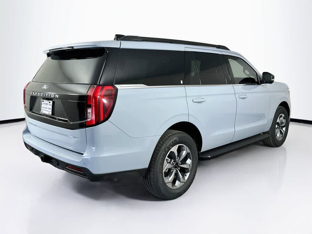 Ford Expedition Active 2027