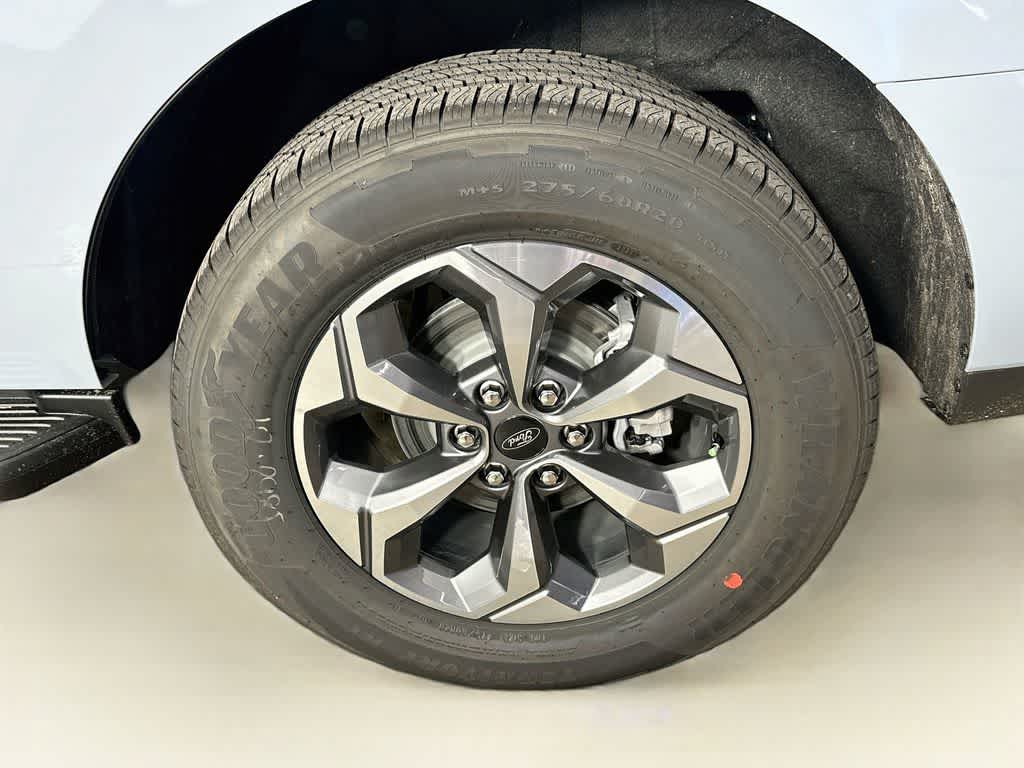 Ford Expedition Active 2027