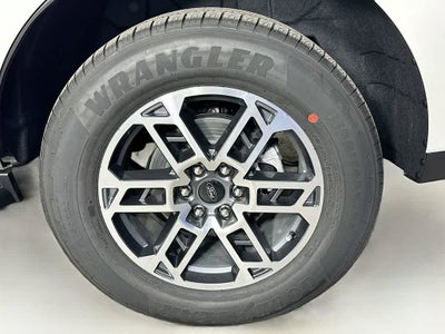 2026 Ford Expedition Activo