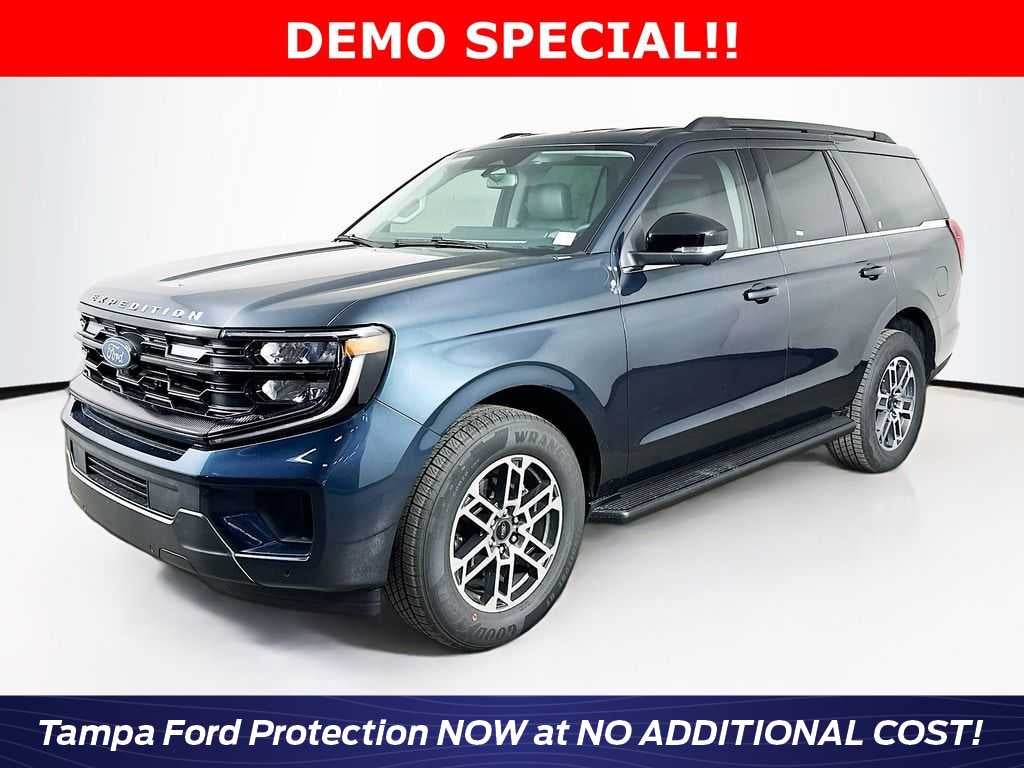 2026 Ford Expedition Activo