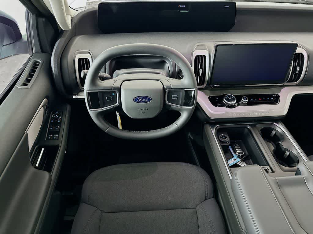 2026 Ford Expedition Activo