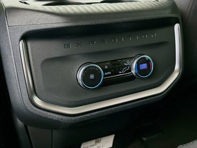 2026 Ford Expedition Activo