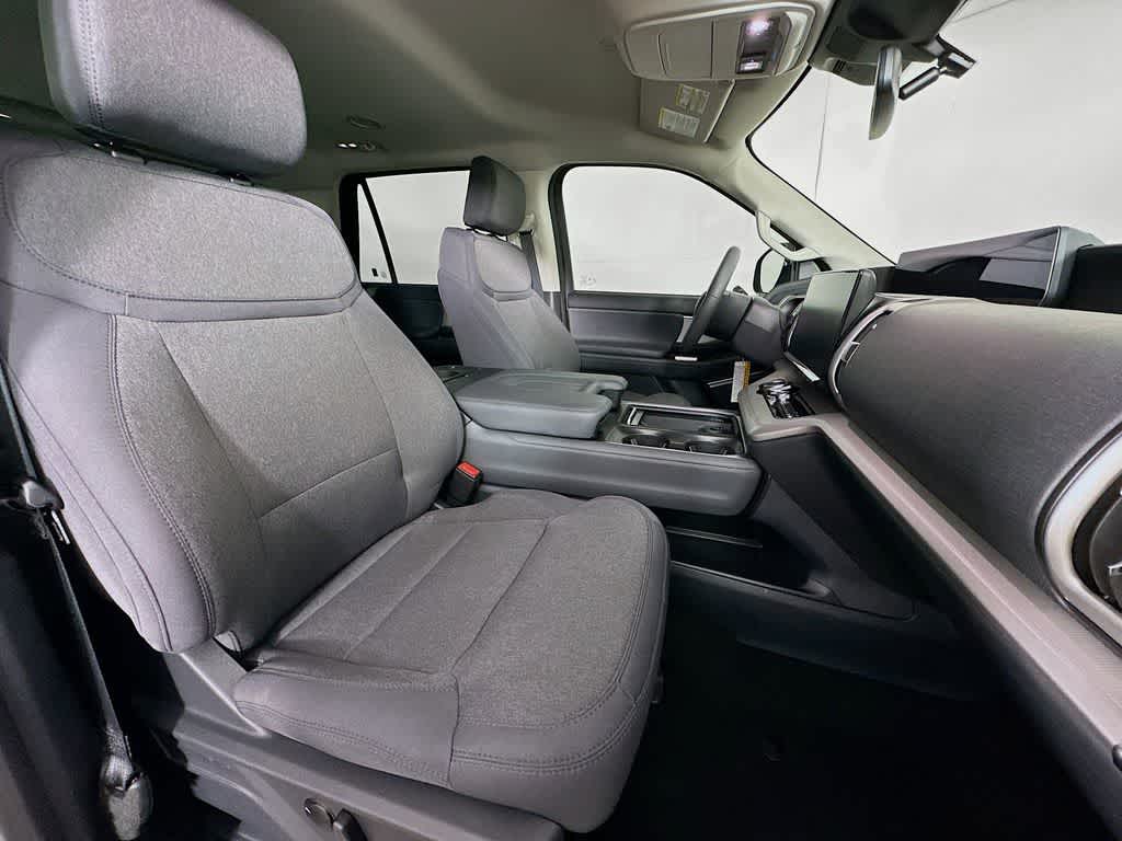 2026 Ford Expedition Activo